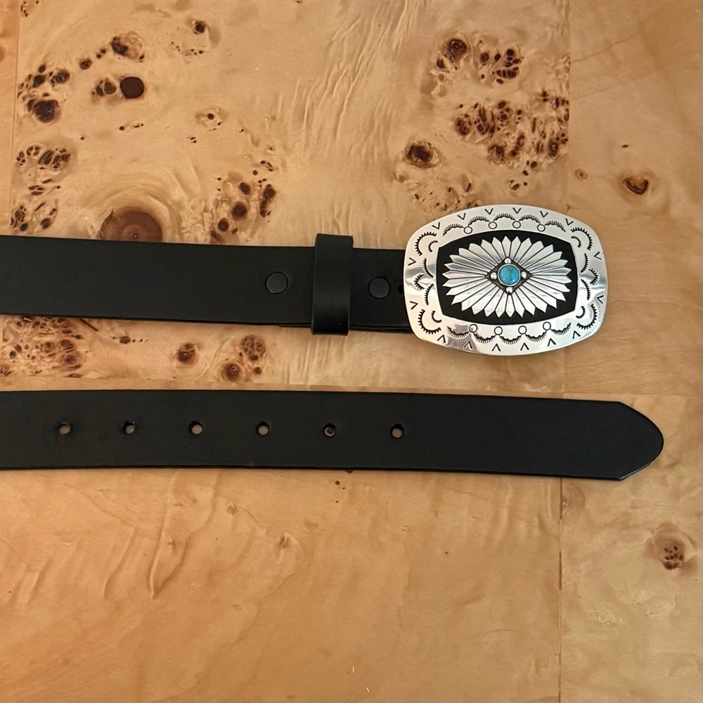 Tony Lama Black Leather Belt with Silver-Tone Concho and Turquoise Accent - Picture 4 of 5
